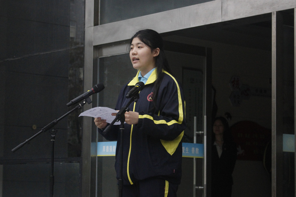 1760085726195806.jpg 第5周1_副本.jpg